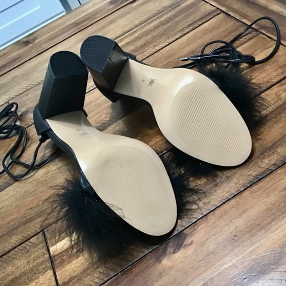 BCBGeneration Bing Heeled Sandal~Black~Size 8 - Picture 12 of 12